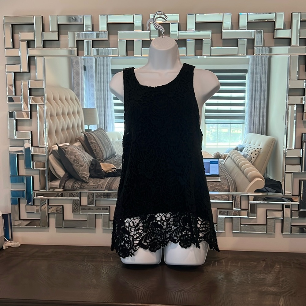 Lucky Brand Gray Floral Tank Top